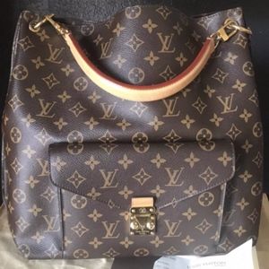 Louis Vuitton Metis Hobo